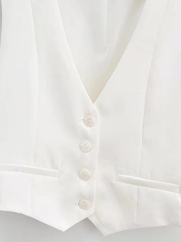 Olivia Button Cropped Sleeveless Chic Top