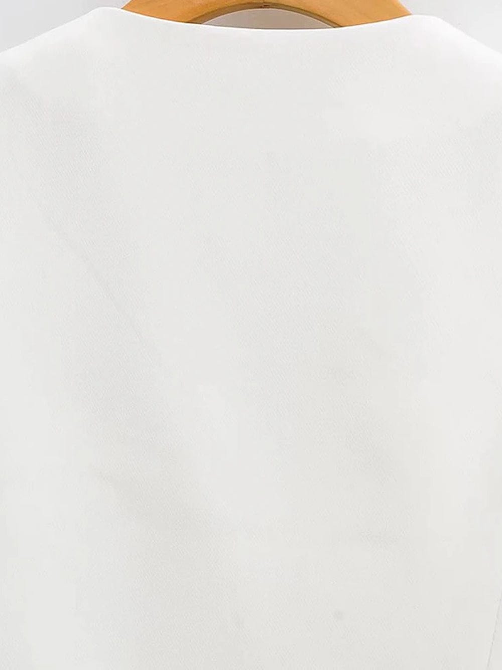 Olivia Button Cropped Sleeveless Chic Top