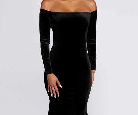 Ida Velvet Formal Gown