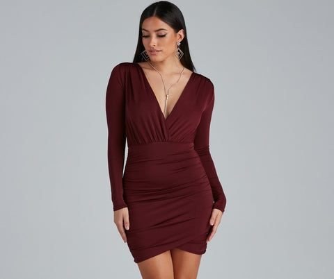 Robe mini froncée basique surélevée