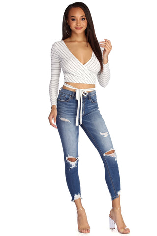 Crop-Top mit Wickeldesign