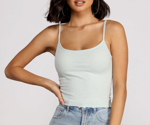 Camisole courte côtelée à volants et séduisante