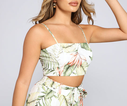 Vacay On My Mind – Kurzes Top mit tropischem Print