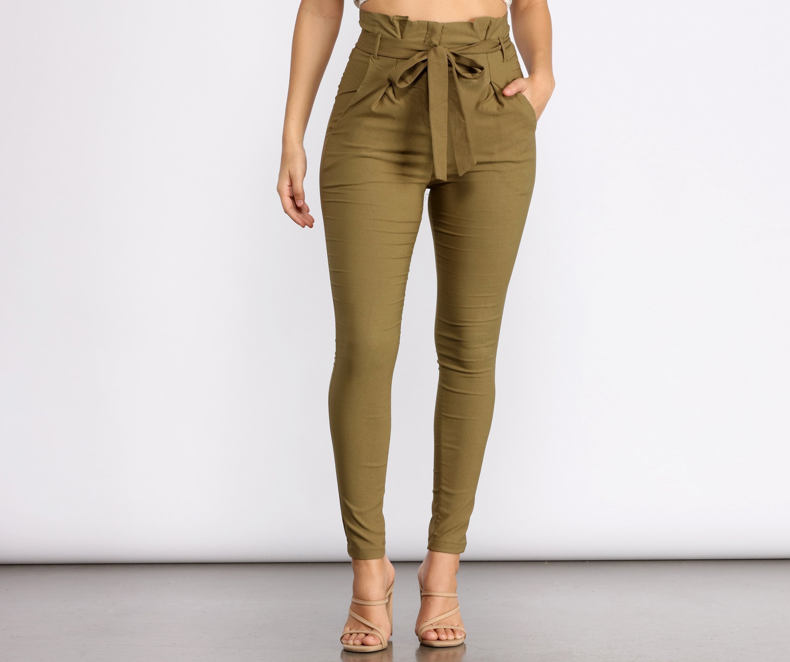 Pantalon skinny paperbag à taille nouée