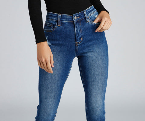 Harper Mid-Rise Distressed Crop Skinny Jeans