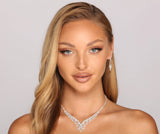 Glamorous Beauty Necklace And Earrings Set