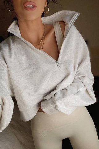 Sweat à capuche avec fermeture éclair et revers