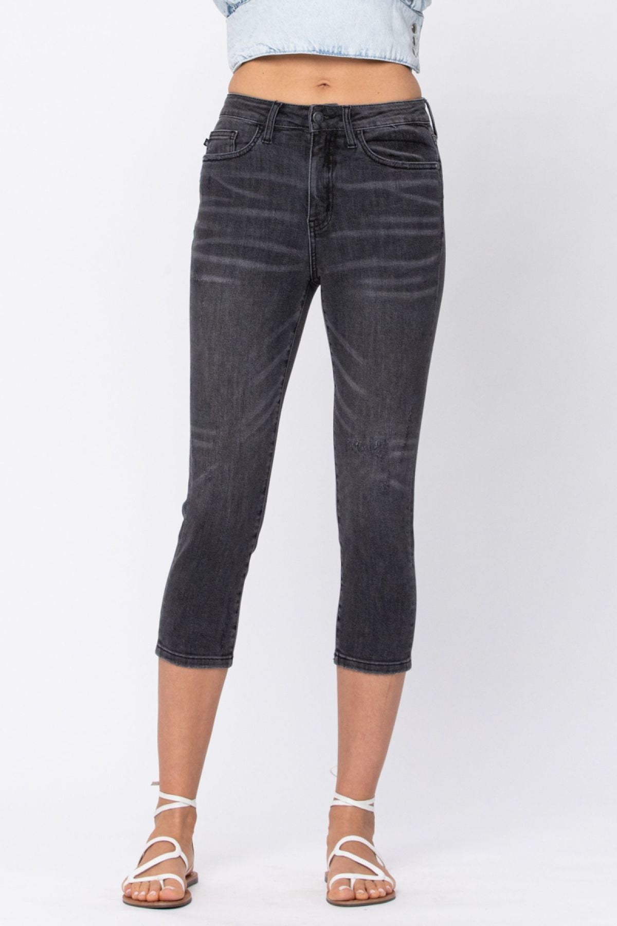 Mid-Rise Cuffed Skinny Capri Jeans