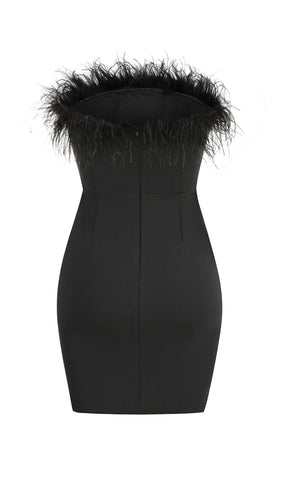 Robe courte bustier à plumes en noir