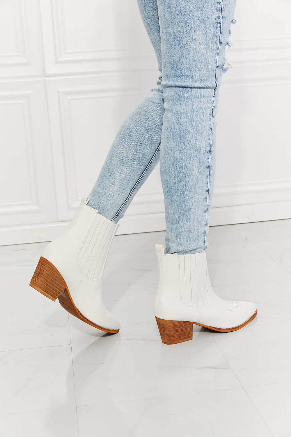 Bottines Chelsea à talons hauts Love the Journey en blanc