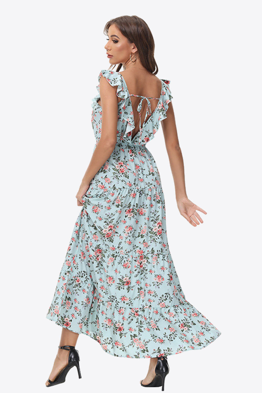 Robe longue fleurie à volants et épaules nouées