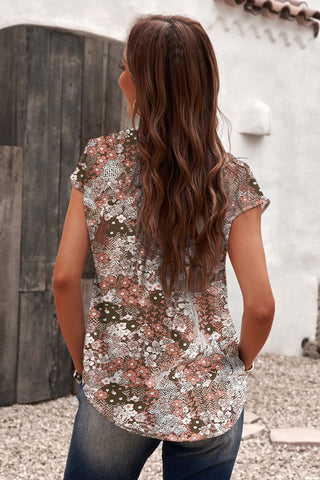 Leopard Scalloped V-Neck Short Sleeve Top