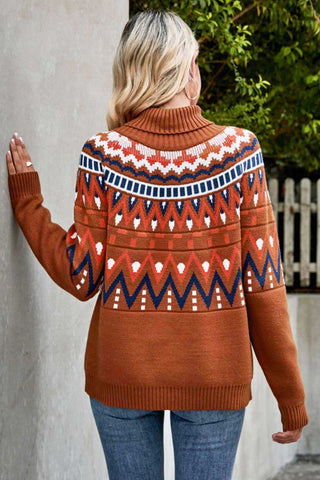 Rollkragenpullover mit geripptem Rand und Chevron-Muster