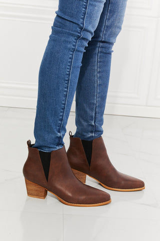 Bottines à bout pointu Back At It en chocolat