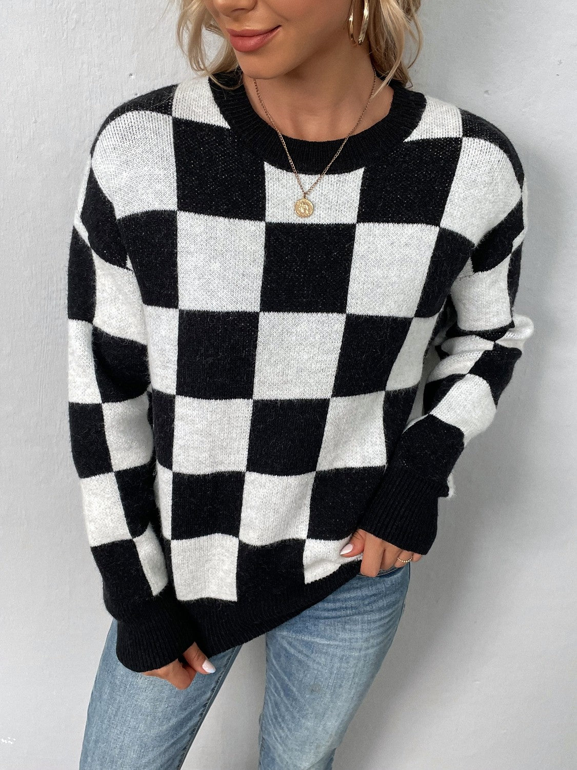 Checkered Dropped Shoulder Round Neck Sweater