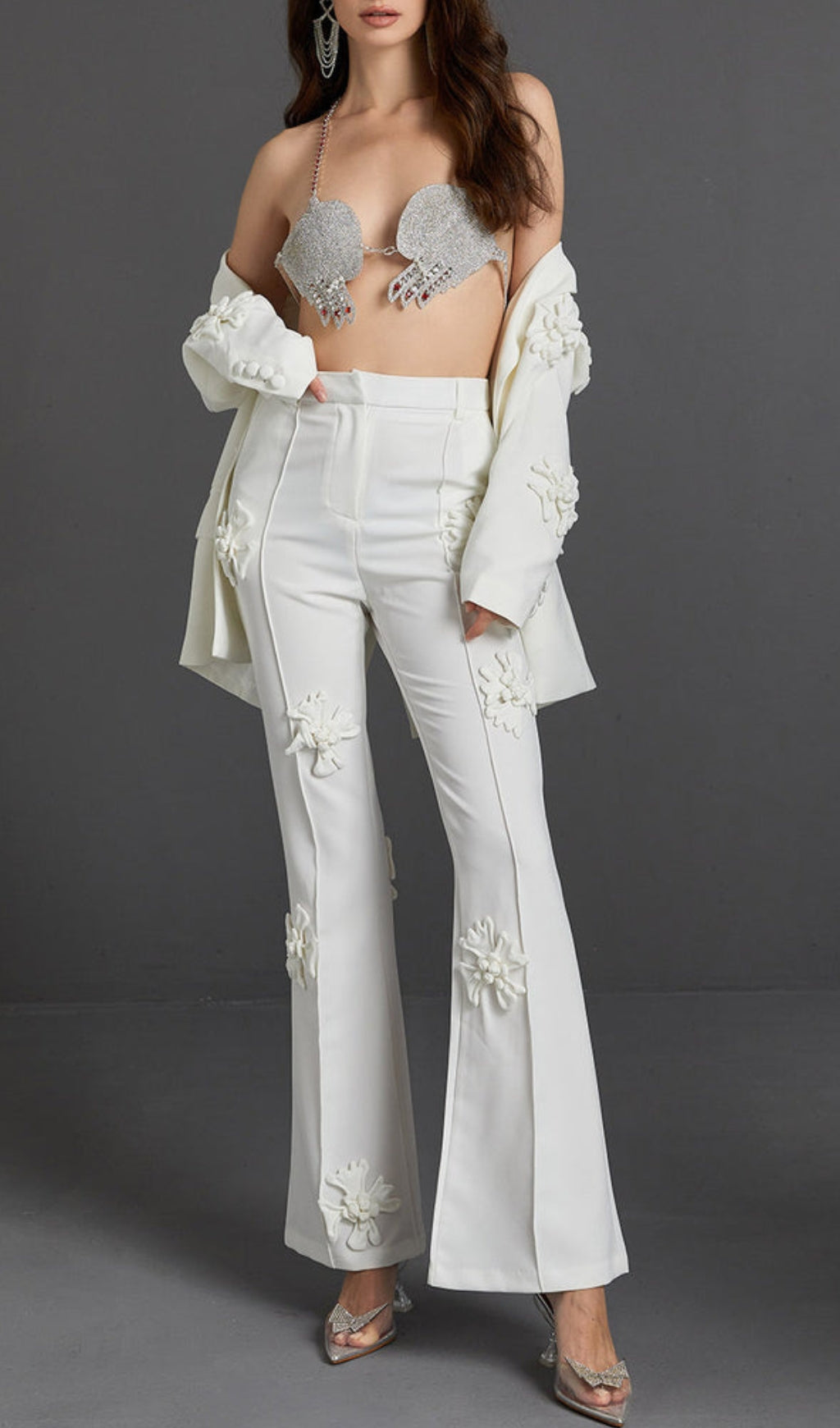 STEREO FLower MID-RISE JEANS in White