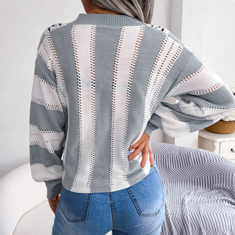 Gestreifter Pullover mit V-Ausschnitt und Laternenärmeln
