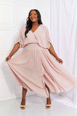 Robe mi-longue à surplis en gaze Napa Valley taille réelle HEYSON en rose poudré