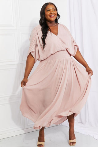 Robe mi-longue à surplis en gaze Napa Valley taille réelle HEYSON en rose poudré