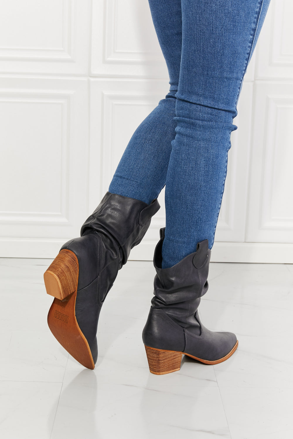 Better in Texas – Scrunch-Cowboystiefel in Marineblau