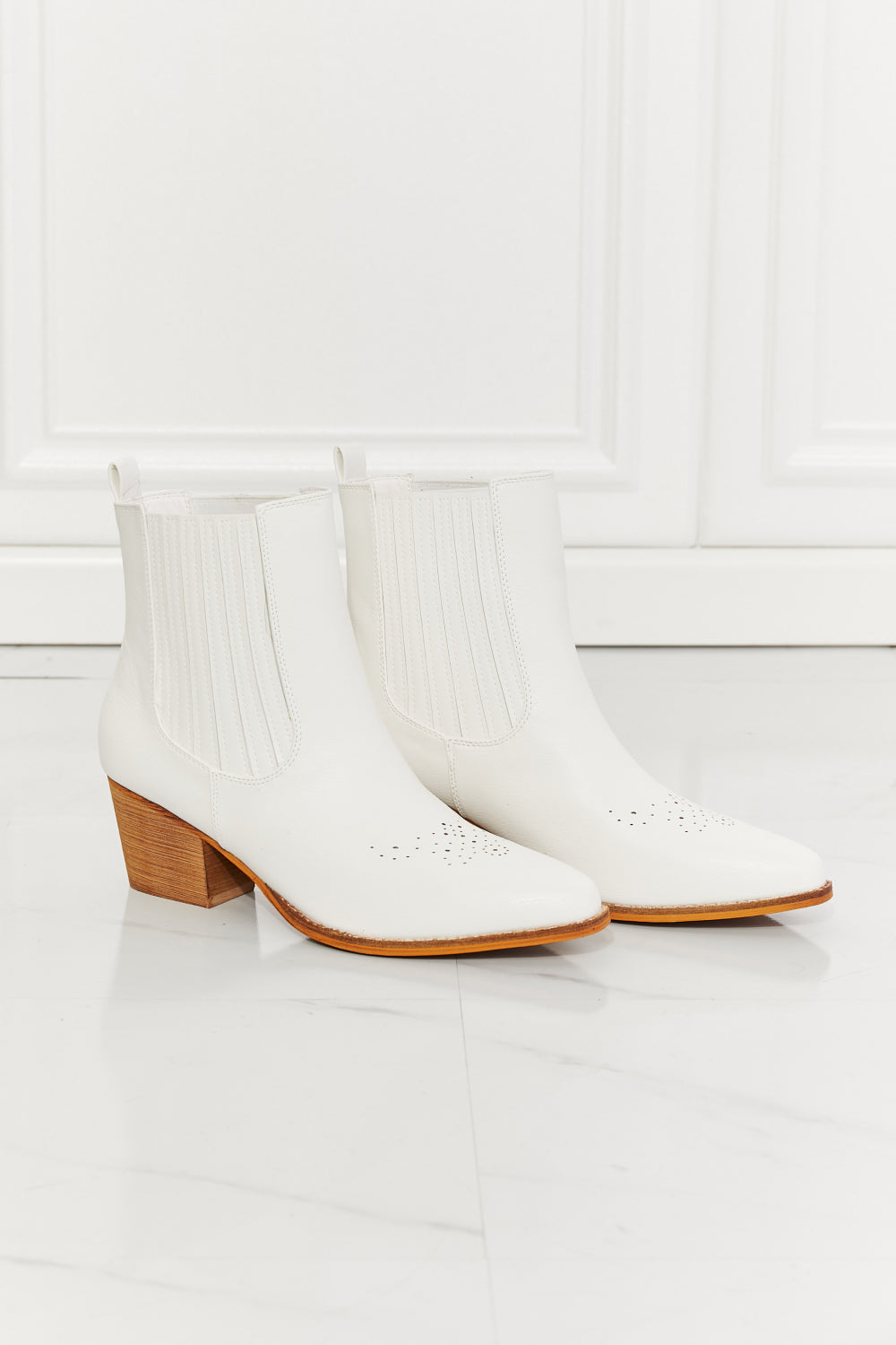 Bottines Chelsea à talons hauts Love the Journey en blanc