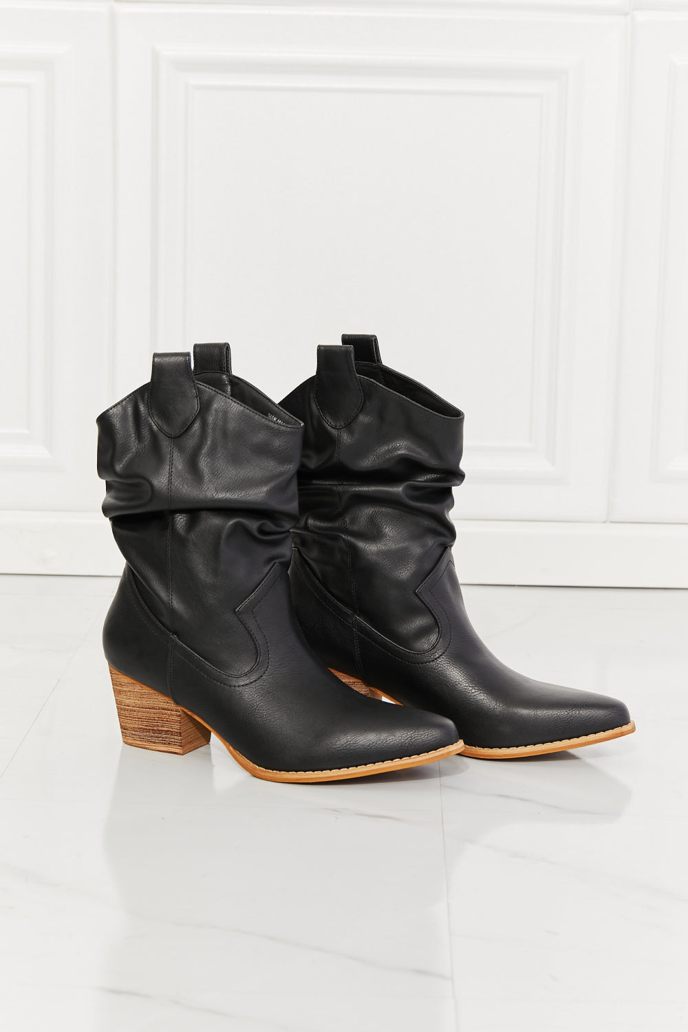 Better in Texas – Scrunch-Cowboystiefel in Schwarz