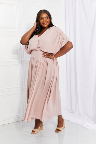 Robe mi-longue à surplis en gaze Napa Valley taille réelle HEYSON en rose poudré