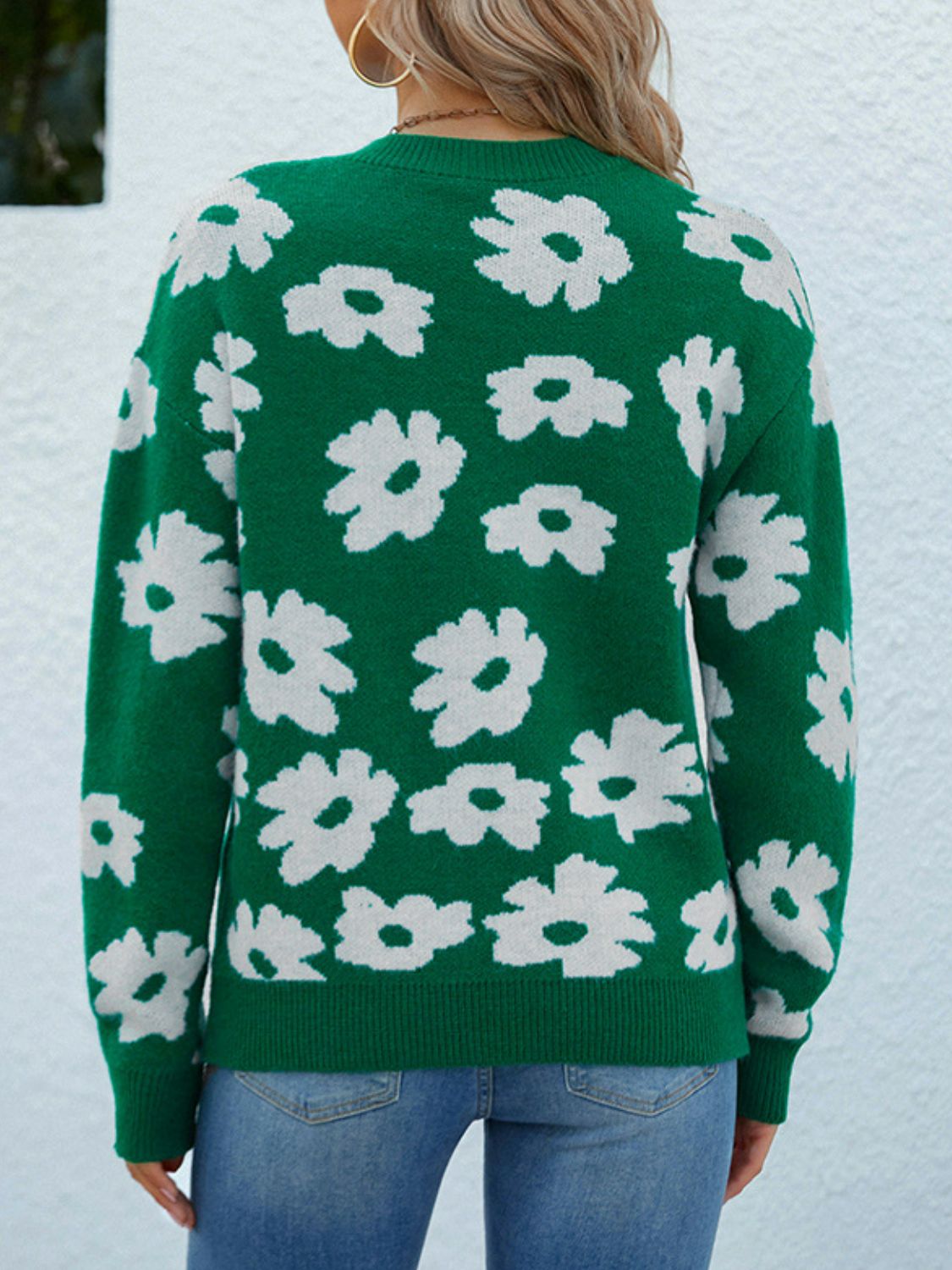 Pull en maille côtelée à motif floral