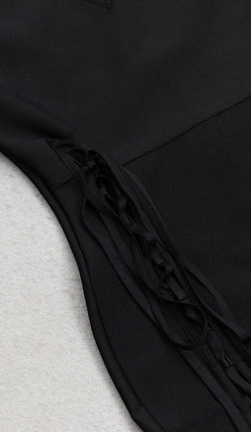 Robe mi-longue à lacets sur le côté en bandage noir